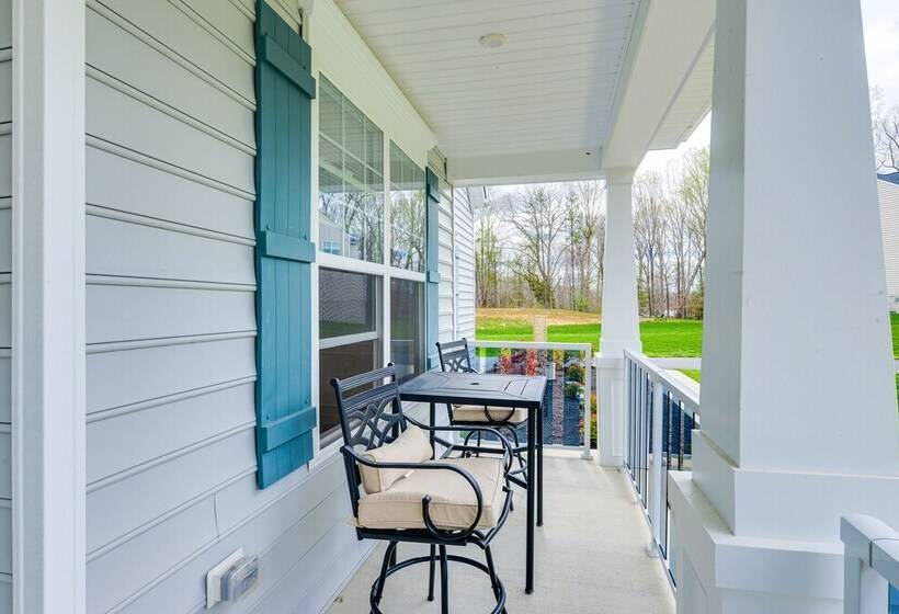 Lakefront Fredericksburg Home W/ Deck + Fire Pits!