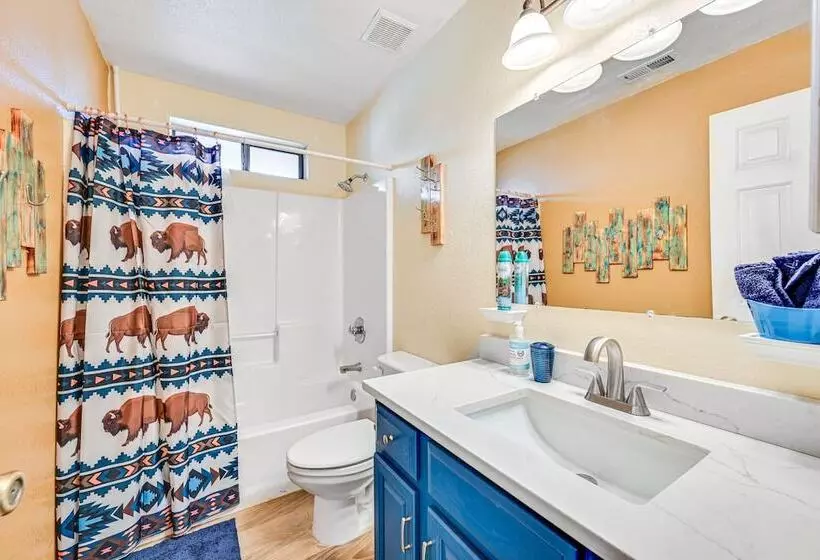 Downtown Williams Home: Walk To Shops & Dining!