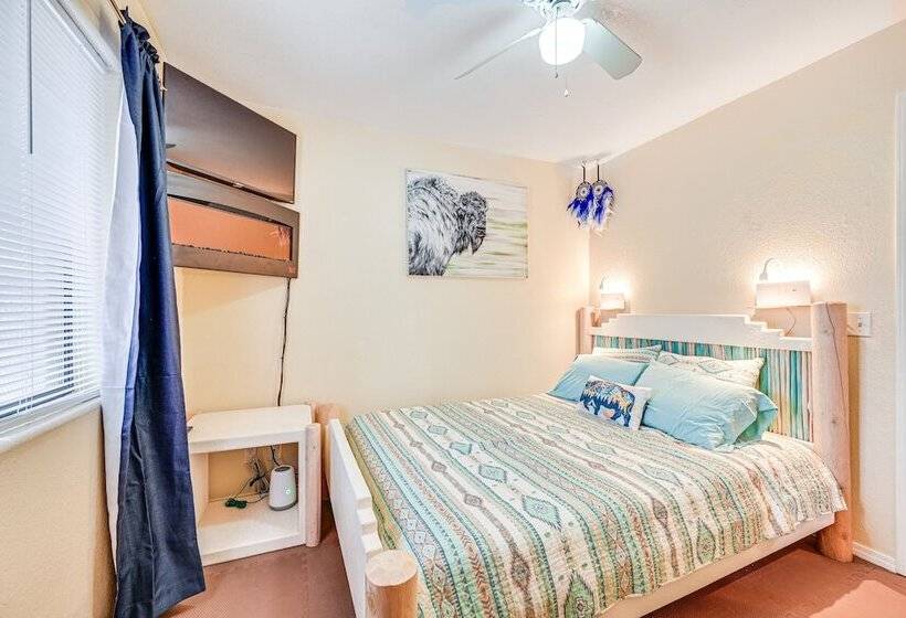 Downtown Williams Home: Walk To Shops & Dining!