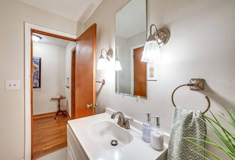 Morgantown Home < 1 Mi To West Virginia University