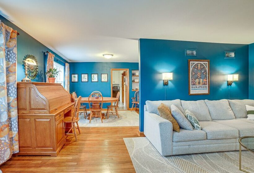 Morgantown Home < 1 Mi To West Virginia University