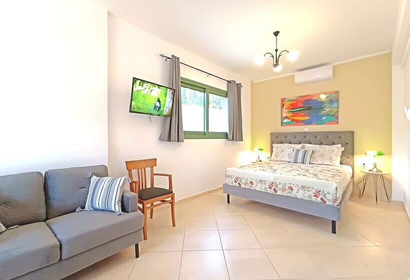 Okeanis Apartments & Suites Adults Only