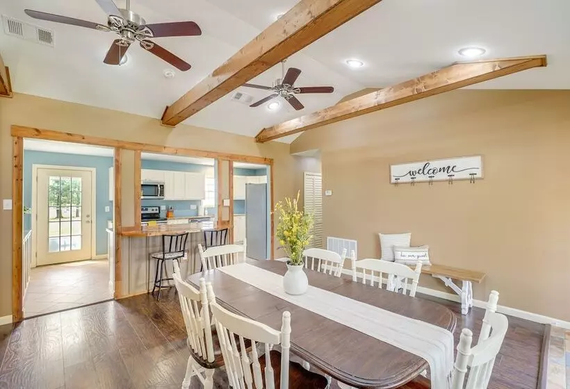 Peaceful Brandenburg Home ~ 6 Mi To Ohio River!