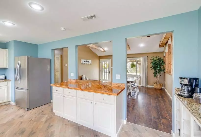 Peaceful Brandenburg Home ~ 6 Mi To Ohio River!