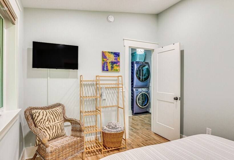 Peaceful Edisto Island Home, 1 Mi To State Park!