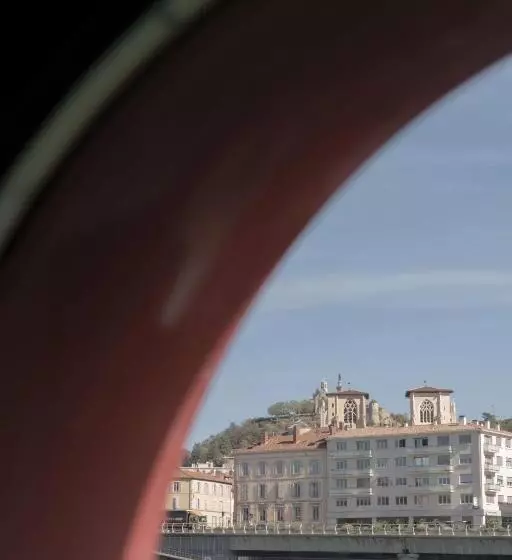 ペンション La Peniche   Bed And Bicycle   Aigues Mortes