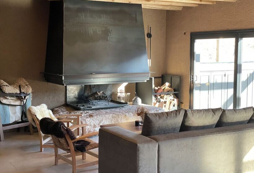 بنسيون Rancho Adobe