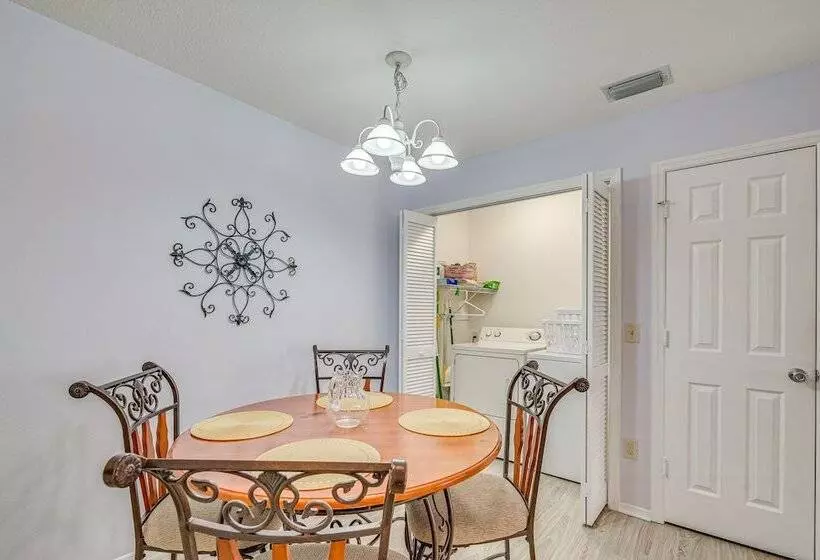 Home W/ Resort Amenities In The Villages