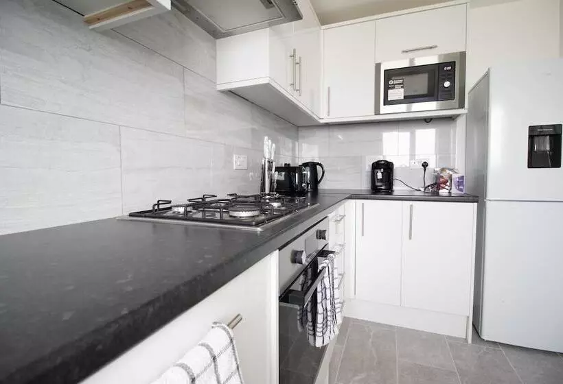 Residenssi 2 Bed Near The O2 Arena & Excel & Free Parking