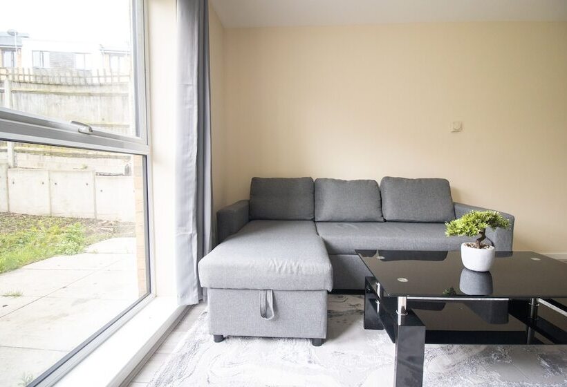 Rezydencja 2 Bed Near The O2 Arena & Excel & Free Parking