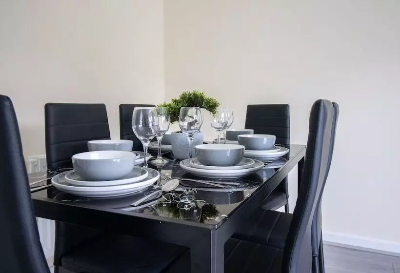 Residenssi 2 Bed Near The O2 Arena & Excel & Free Parking