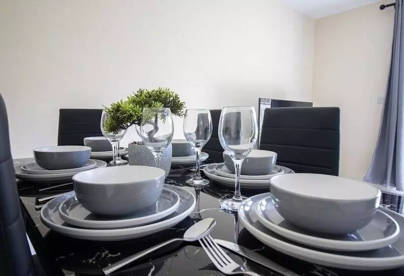 Residenssi 2 Bed Near The O2 Arena & Excel & Free Parking