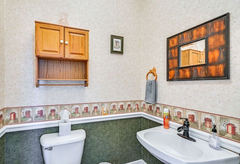 Spacious Ewing Retreat W/ Game Room & Fireplace!