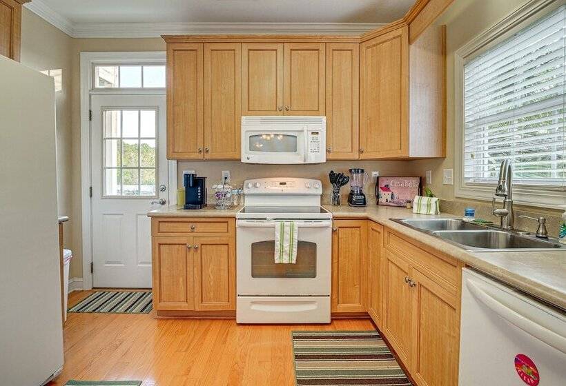 Spacious Murrells Inlet Home   Walk To Beach!