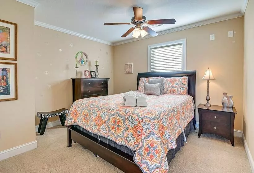 Spacious Murrells Inlet Home   Walk To Beach!