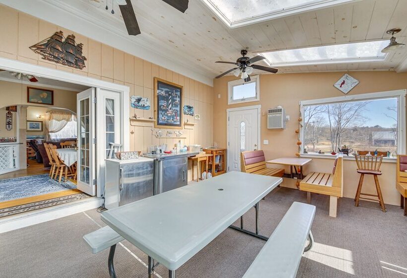 Spacious Round Pond House W/ On Site Trail Access!