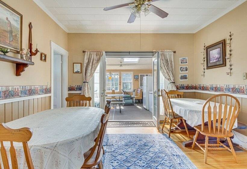 Spacious Round Pond House W/ On Site Trail Access!