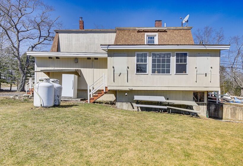 Spacious Round Pond House W/ On Site Trail Access!