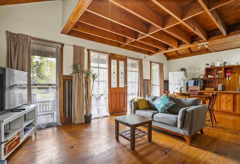 Stayau 1br Rustic Picturesque Cottage