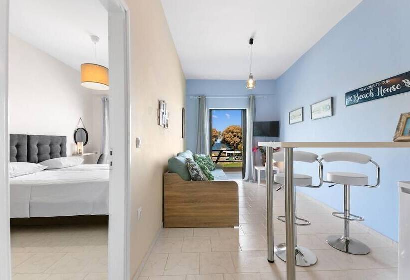 Sun Beach Apartments In Chania 10 & 13