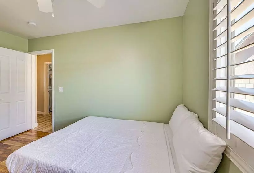 Sunny San Tan Valley Home W/ Backyard Oasis!