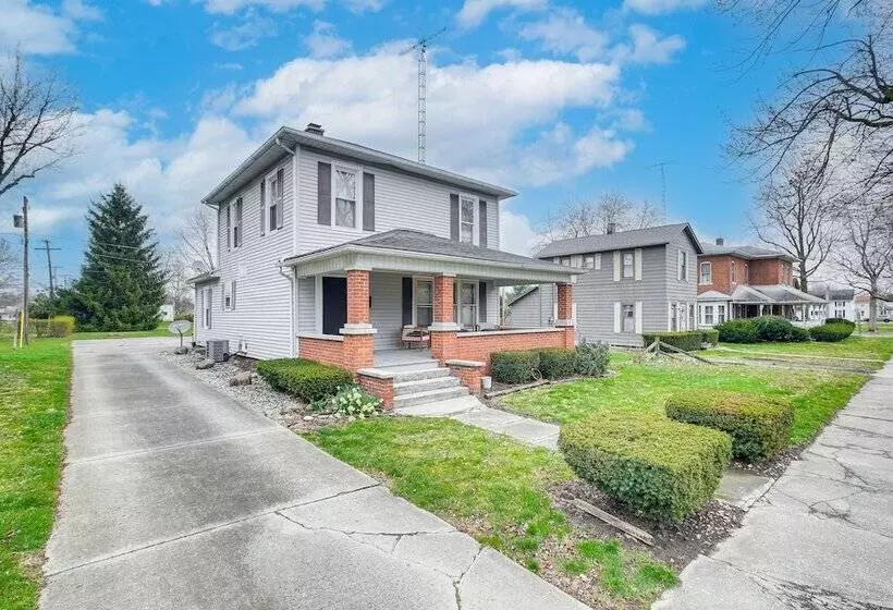 Warm, Bright Upper Sandusky Home: Walk To Downtown