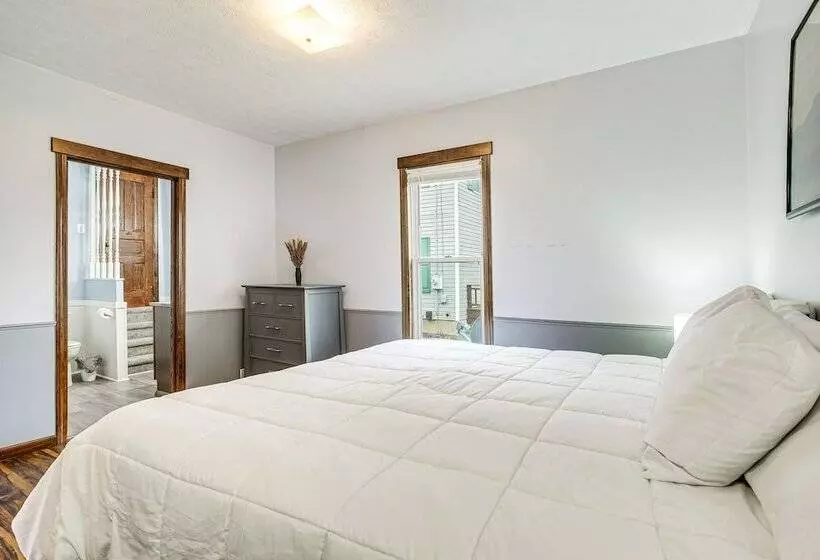 Warm, Bright Upper Sandusky Home: Walk To Downtown