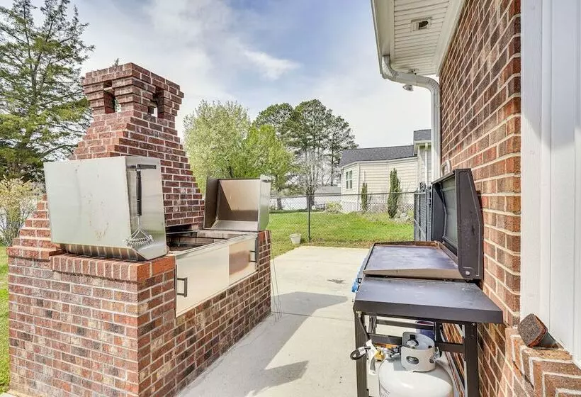 Waterfront Lake Gaston Home W/ Private Dock!