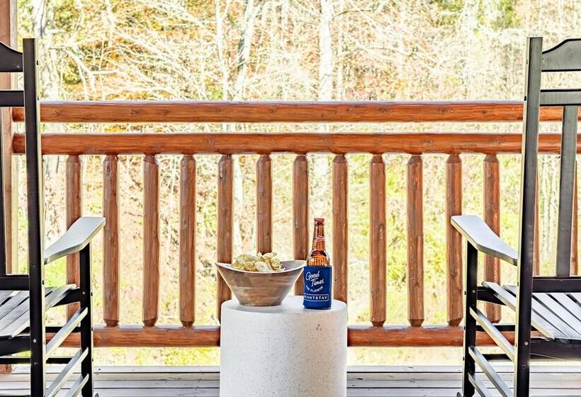 Daybreak By Avantstay Sleeps 18 Cabin + Pool/spa