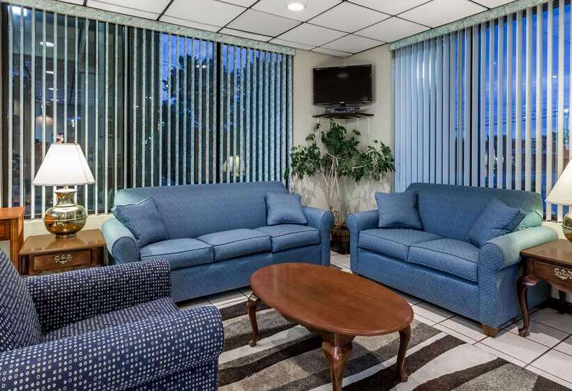 בית מלון כפרי Days Inn Elberton