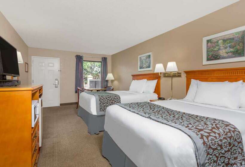 בית מלון כפרי Days Inn Elberton