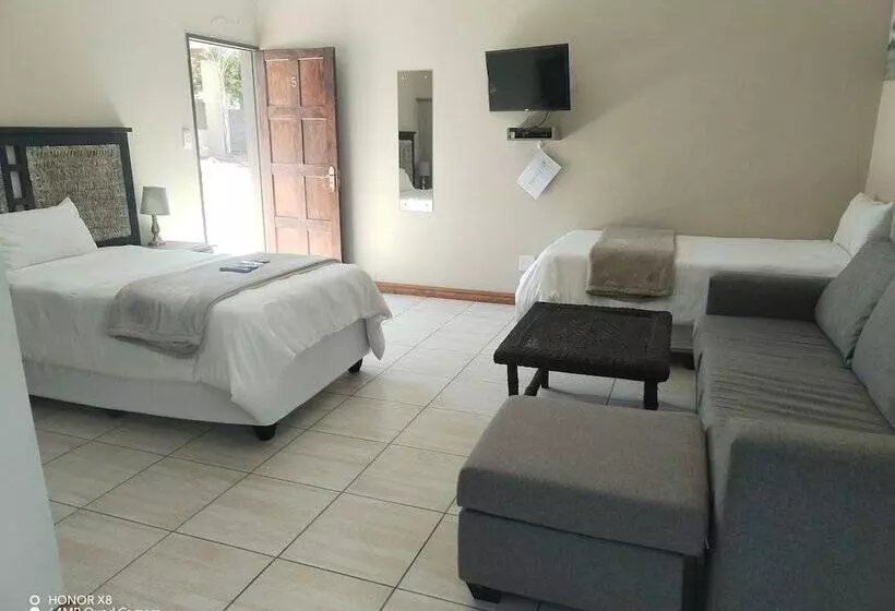 هتل High Breeze Lodge