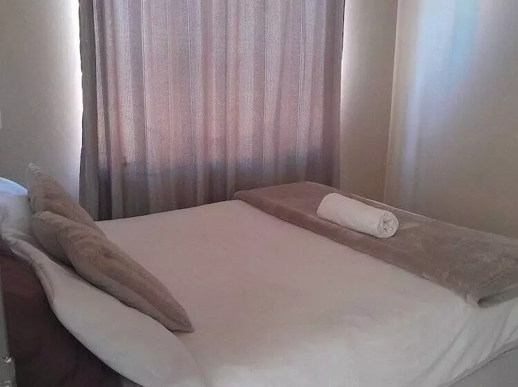 هتل High Breeze Lodge