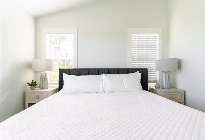 Paradise Point By Avantstay Golf Course Living