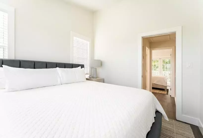 Paradise Point By Avantstay Golf Course Living