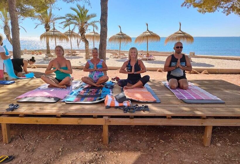 استراحتگاه Alfacs Village