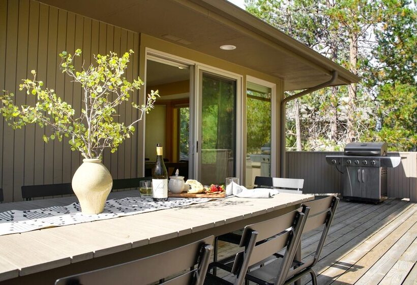 Sage Blush By Avantstay Upgraded 4 Bdr/chefs Kitchen/ A/c/hot Tub!