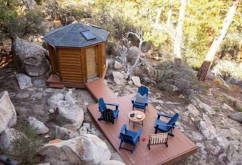 Tanglewood By Avantstay 10mins To Bear Mountain, Contemporary Hillside Cabin