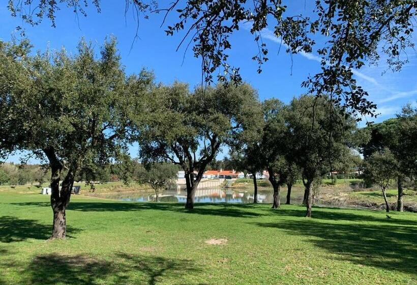 פנסיון Monte Do Lago, Pegões