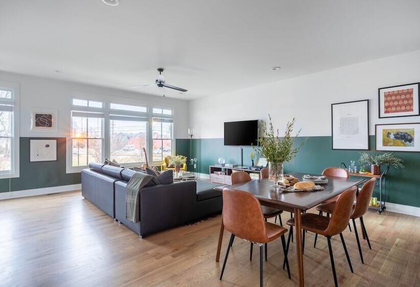 Faith By Avantstay Stylish 4br Condo In Heart Of Nashville
