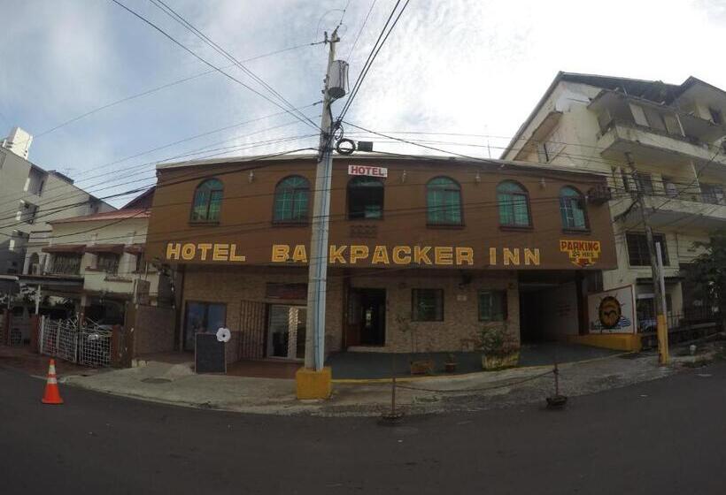 הוסטל Backpacker Inn