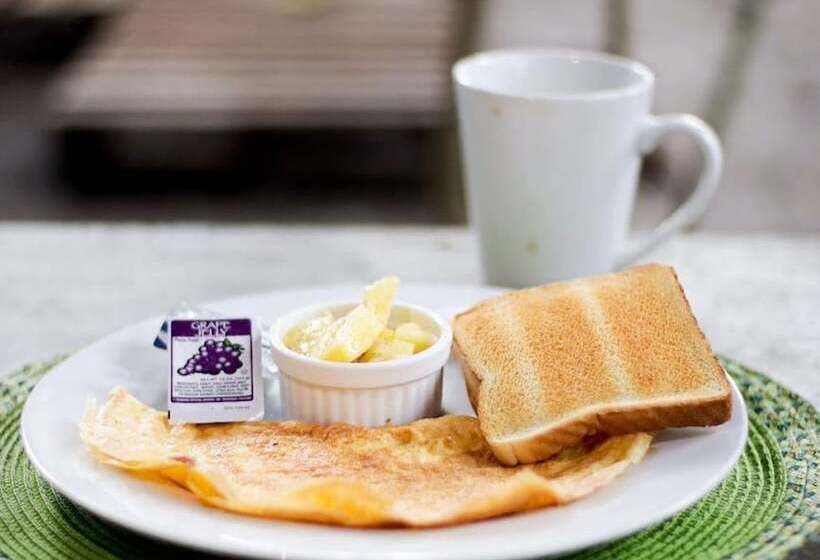 تختخواب و صبحانه Acuarela Hostal