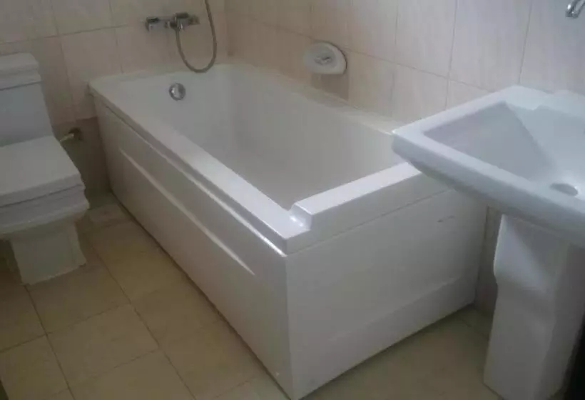 تختخواب و صبحانه Itetemia Royal Inn