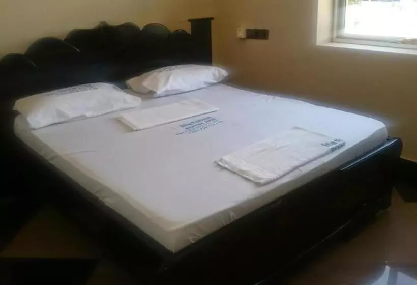 تختخواب و صبحانه Itetemia Royal Inn