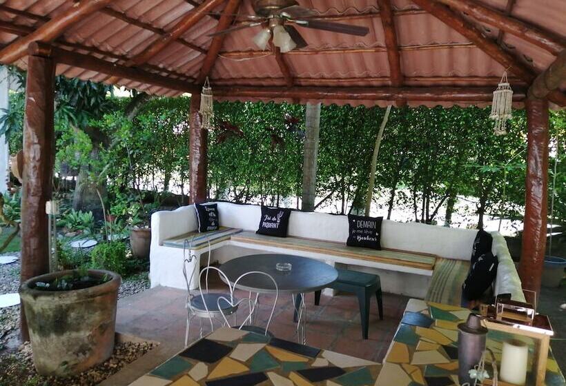 مبيت وإفطار Villa Botero By Casa Mojito