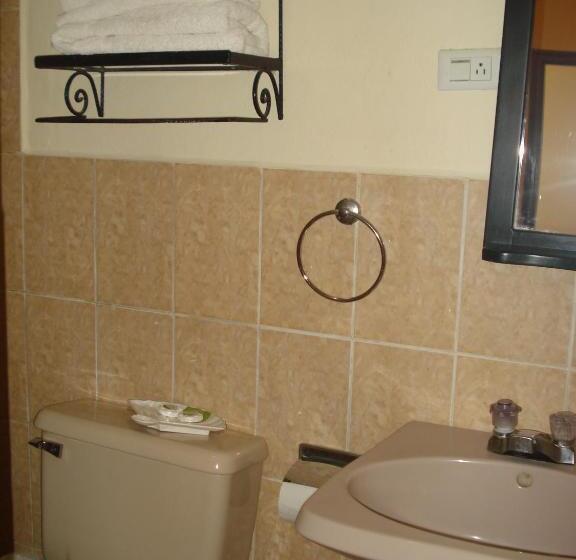 هتل Brisas De Copan