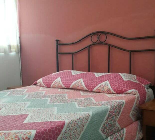 هتل Casa Flores De Tikal