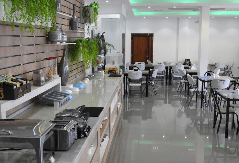 هتل Puesta Del Sol