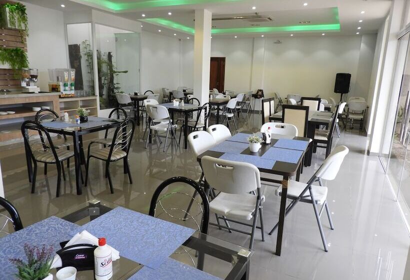 هتل Puesta Del Sol