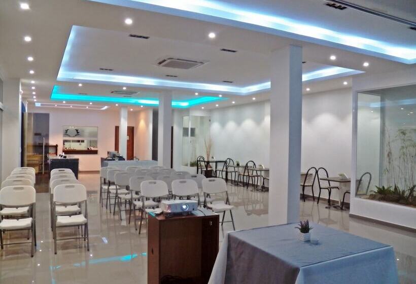 هتل Puesta Del Sol